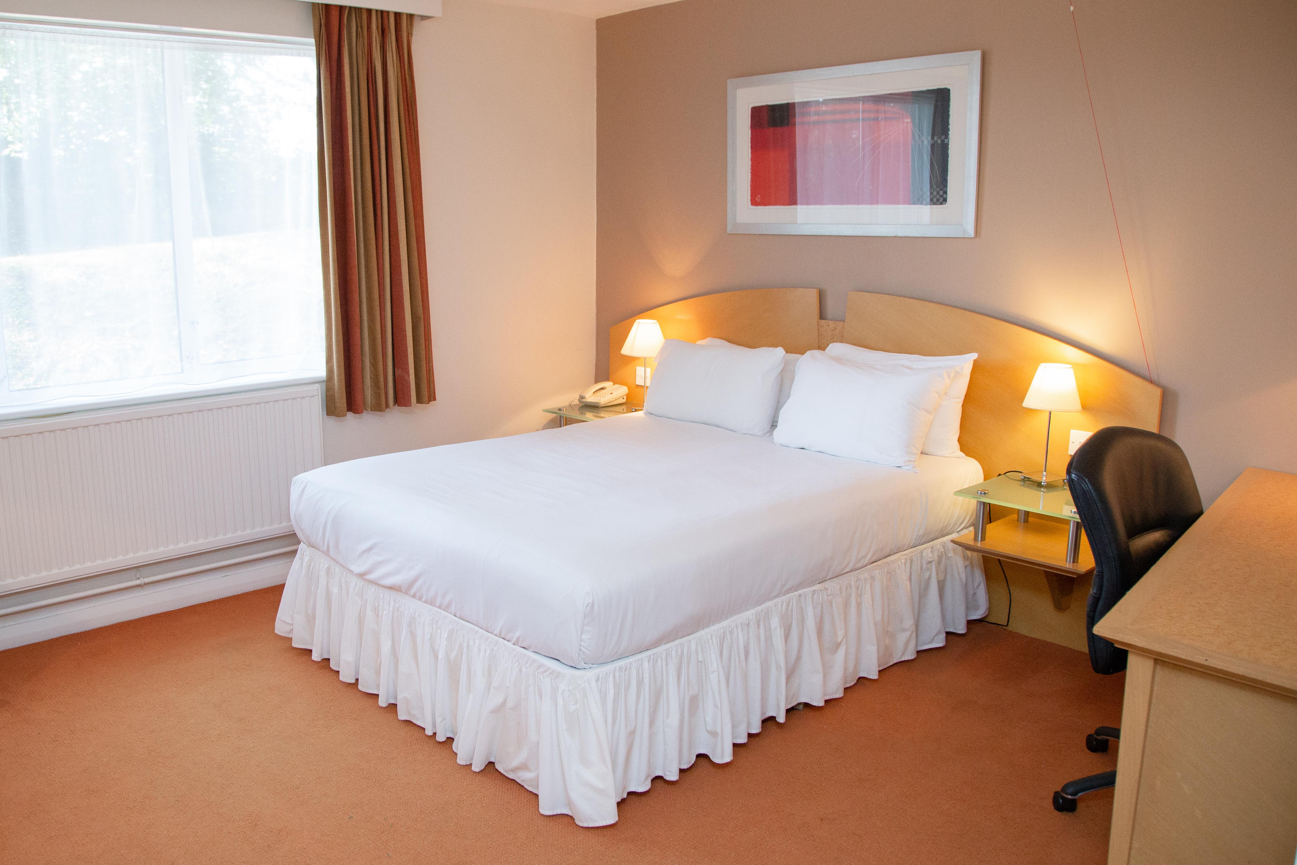 Holiday Inn Ashford - North A20, An Ihg Hotel Bagian luar foto